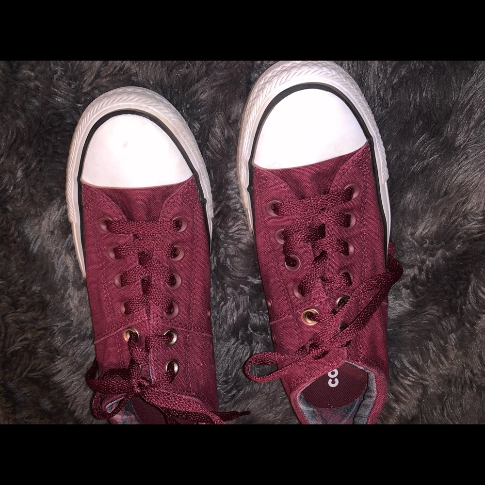 Converse size 8
